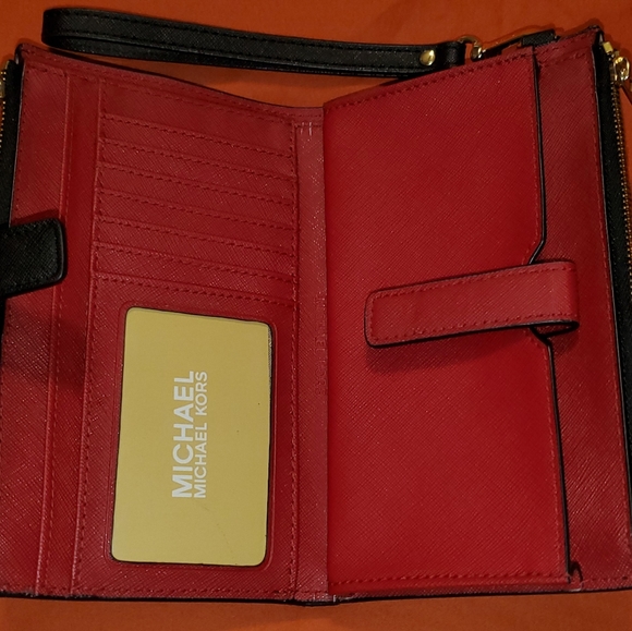 Michael Kors Double Zip Wallet Wristlet - Picture 2 of 6